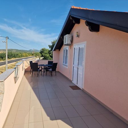 Mala Cista Villa Verbena מראה חיצוני תמונה
