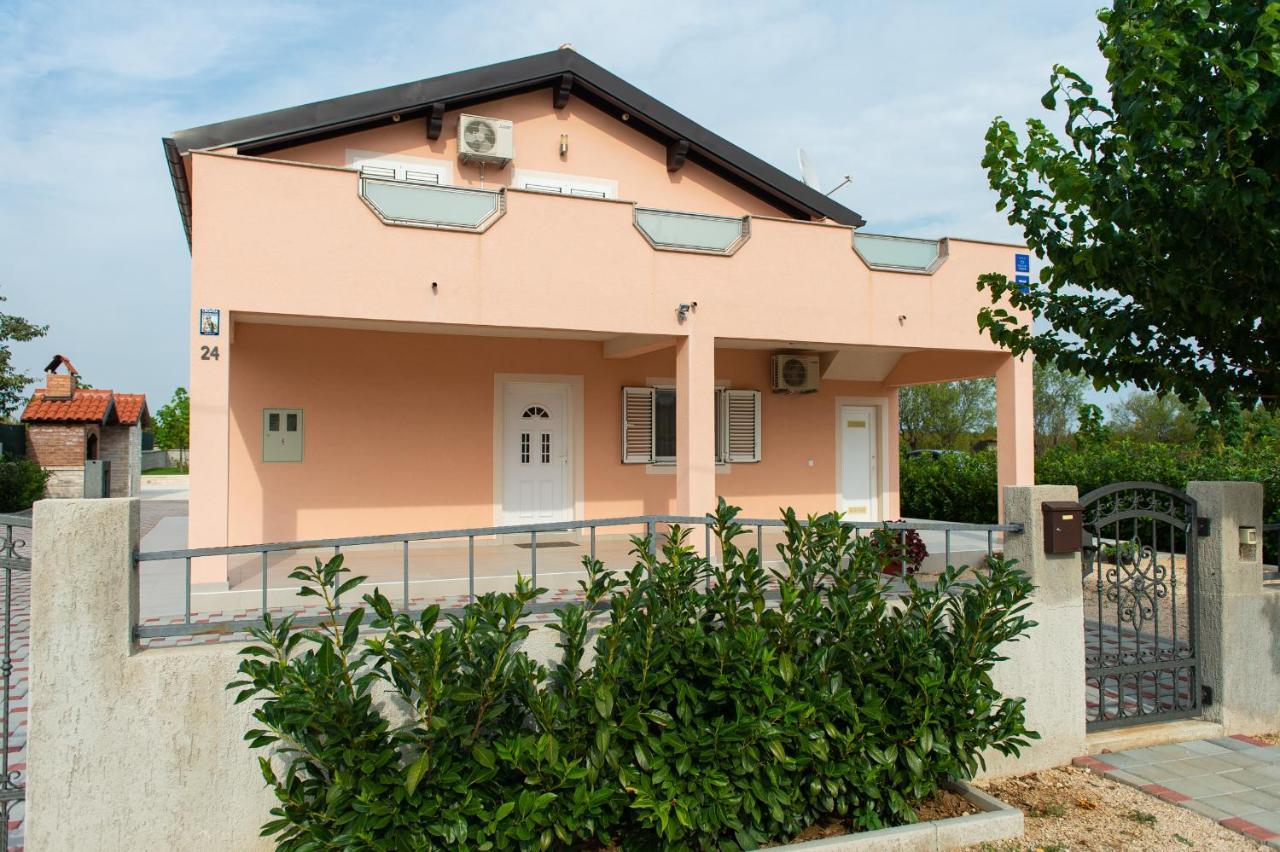 Mala Cista Villa Verbena מראה חיצוני תמונה
